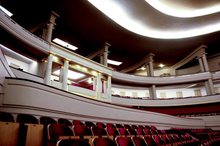 Brussels 15/09/2007



Bozar : Batiment and logo 



pix: Illustration



Credit : Sierakowski / Isopix