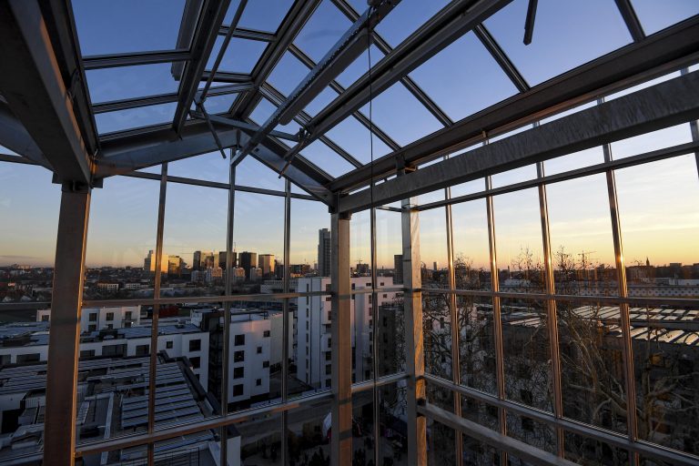 Brussels, 20/02/2019
Citydev : fête de quartier pour célébrer la fin du chantier de son projet Tivoli GreenCity en présence du roi
Pix :  
Credit : Frederic Sierakowski / Isopix