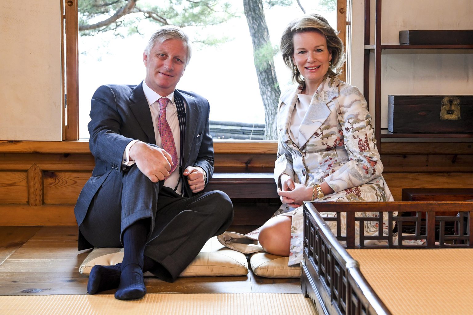 Seoul Korea , 25/03/2019
State Visit to the republic of Korea of their Majesties The King and the Queen of the Belgians. Visit of the Korea Furniture Museum and  tea ceremony in the Gung-chae
Pix : King Philippe / Queen Mathilde
Credit : Frederic Sierakowski / Isopix