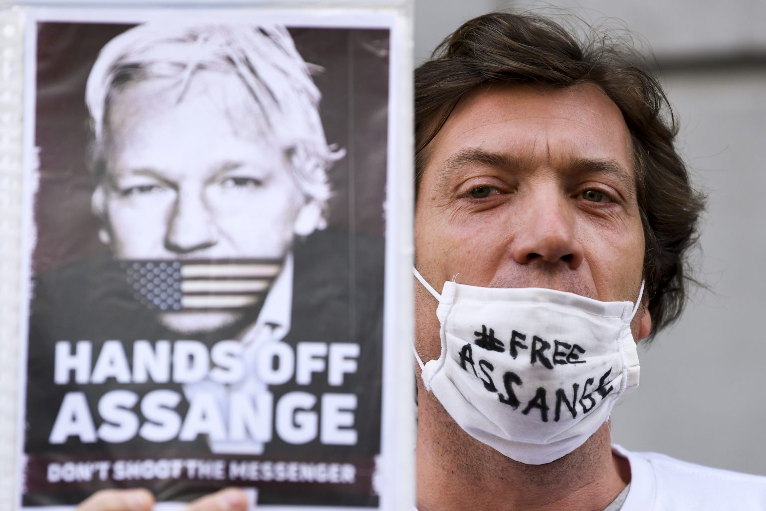 Brussels  07/09/2020
Demonstration front of the UK Embassy organized by the Free Assange.Belgium Committee on the occasion of the opening of the extradition trial of Julian Assange
Pix :  
Credit : Frederic Sierakowski / Isopix