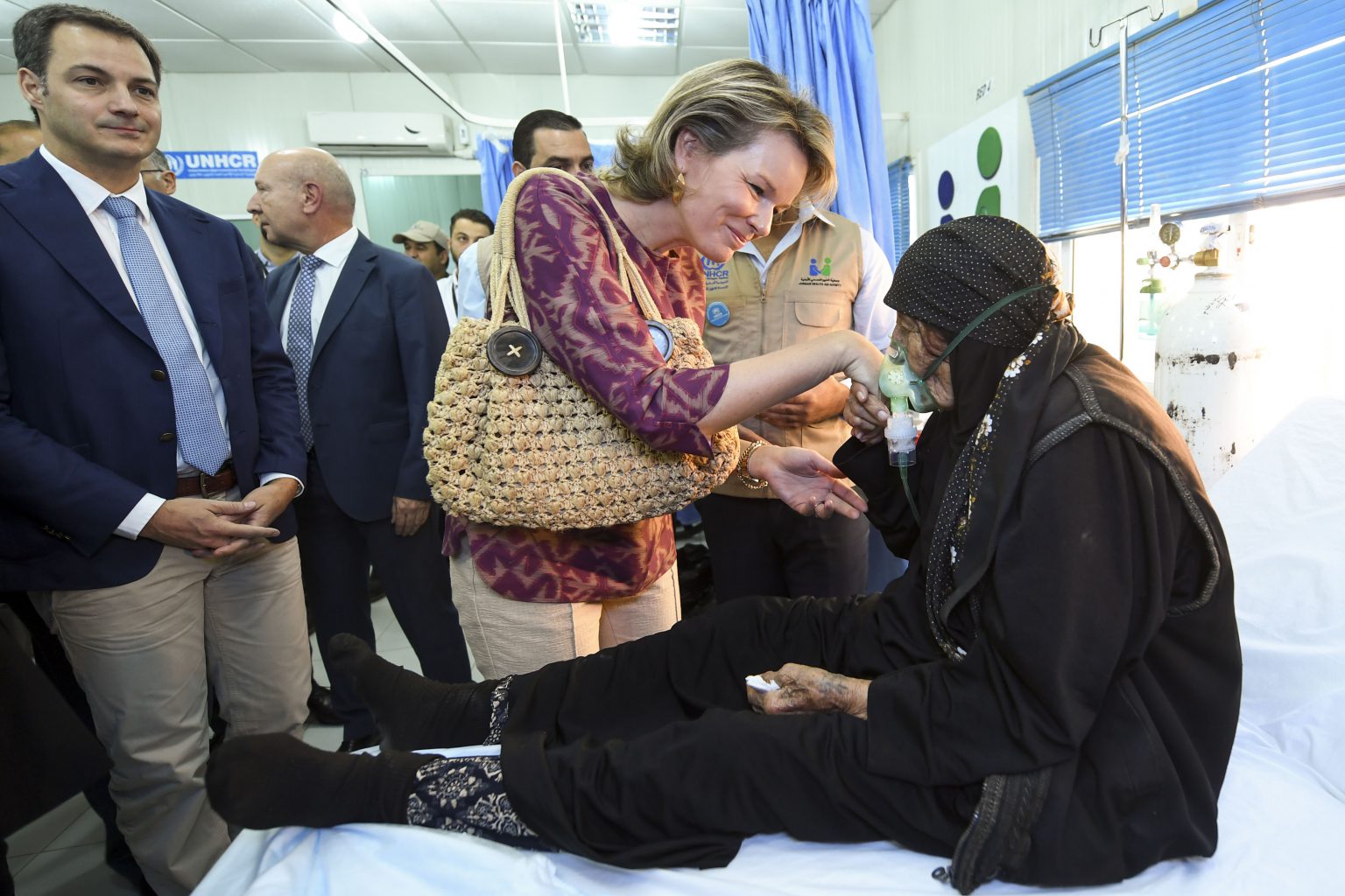Mafraq 24 / 10 /  2016 
Her Majesty the Queen Mathilde of Belgium take part in humanitarian visit to Jordan in presence of the deputy prime Minister and minister of Development Cooperation Alexander de Croo - Queen Mathilde visits AlZaatrib Refugee camp 
pix ... Queen Mathilde / Alexander De Croo
credit : Sierakowski Frederic /  Isopix