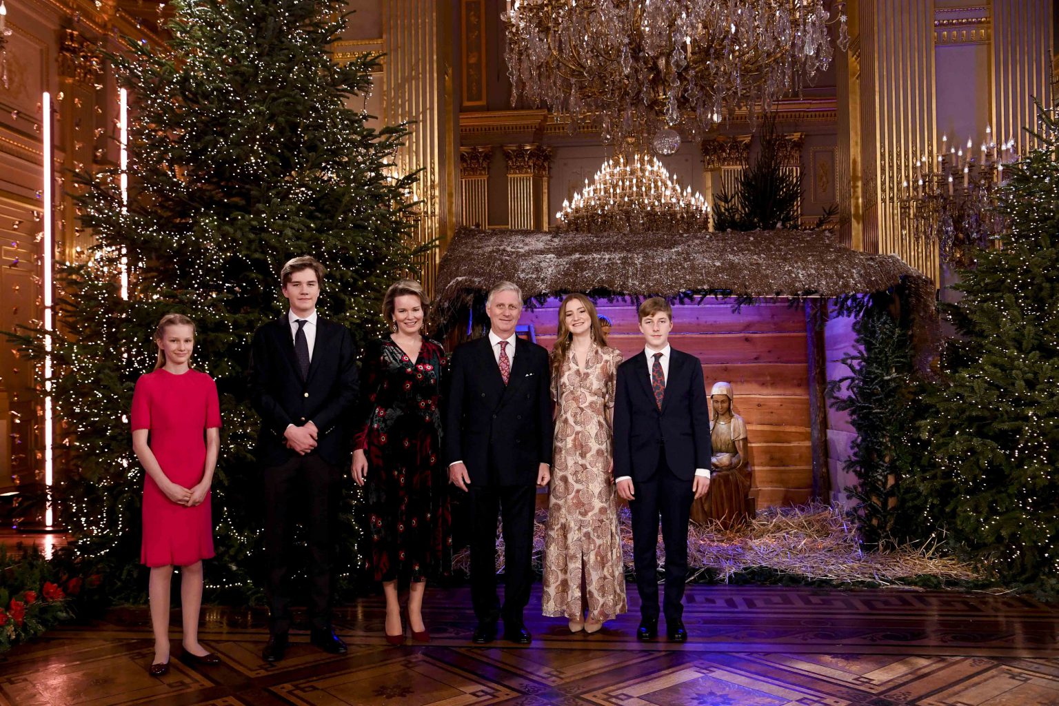 Brussels , 16/12/2020
Belgian Royals celebrate Christmas at the Royal Palace with aChristmas concert rehearsal by the Scala choir, Throne Room decorated with an origami installation by Charles Kaisin , recording of Christmas greetings by members of the Royal Family and a traditional Christmas photo .
Pix : Princess Eleonore
Credit : .Frederic Sierkowski / Isopix