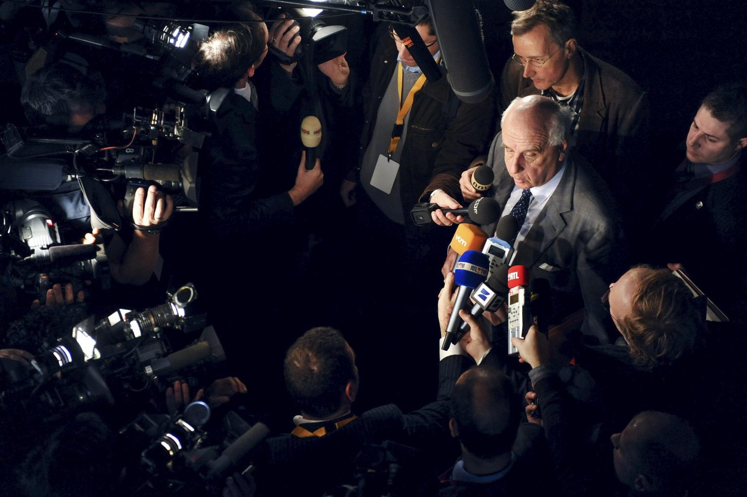 Brussels - December 2nd, 2008 General assembly of the shareholders of Fortis, Fortis holding (Fortis SA/NV et Fortis N.V.). Press point of Etienne Davignon 
Picture: Etienne Davignon 
Credit Frederic Sierakowski / ISOPIX